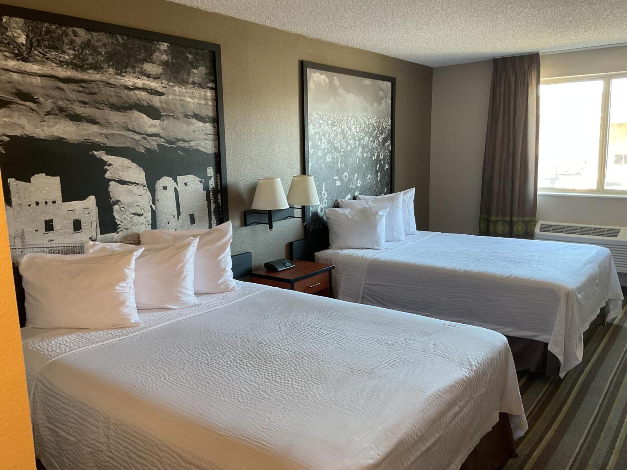 Super 8 By Wyndham Colorado Springs Airport Motell Exteriör bild